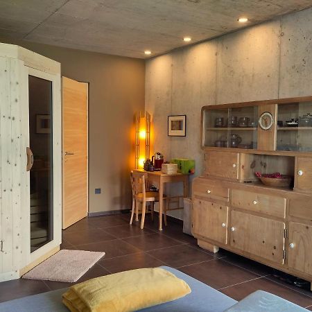Apartment Das Runde Cermes Exterior photo
