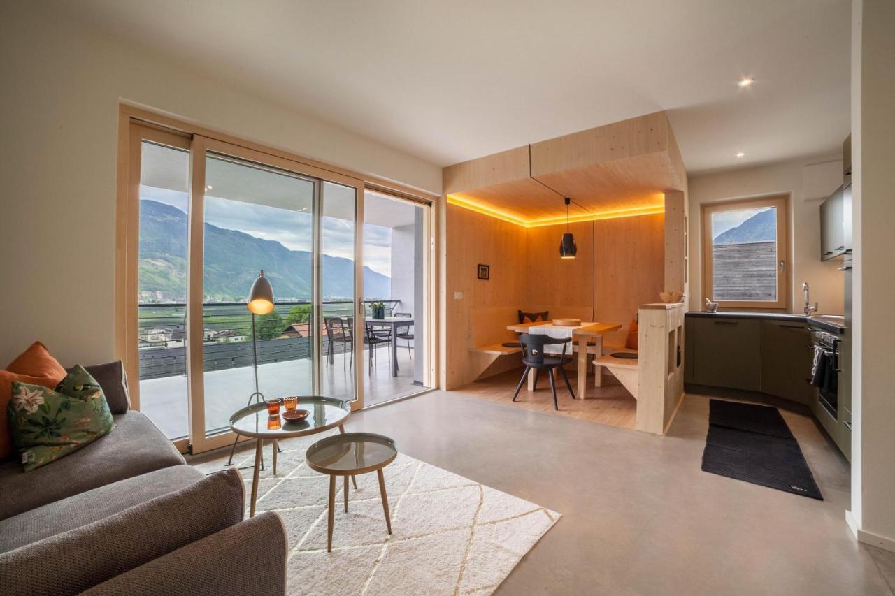Apartment Das Runde Cermes Exterior photo